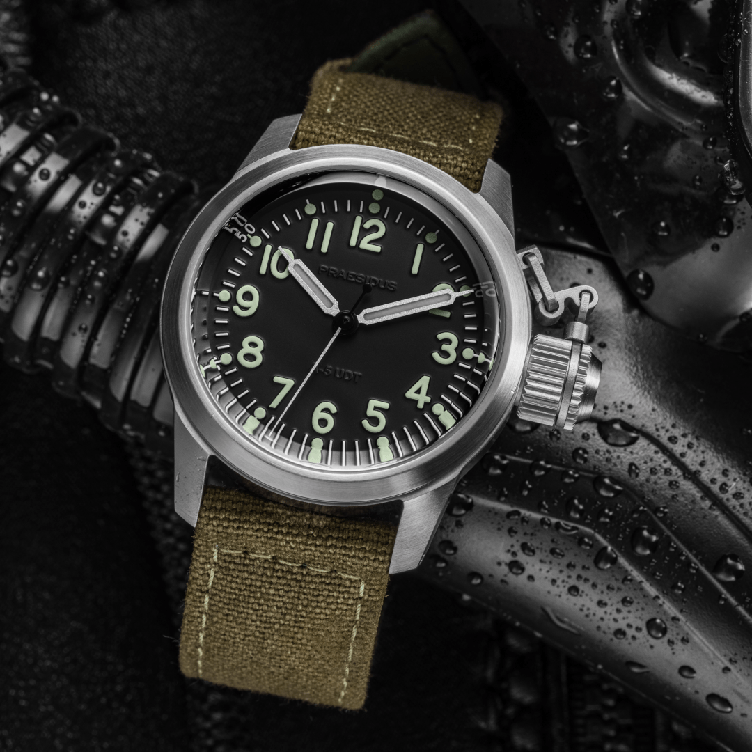A - 5 UDT: Stock Green Canvas - Praesidus