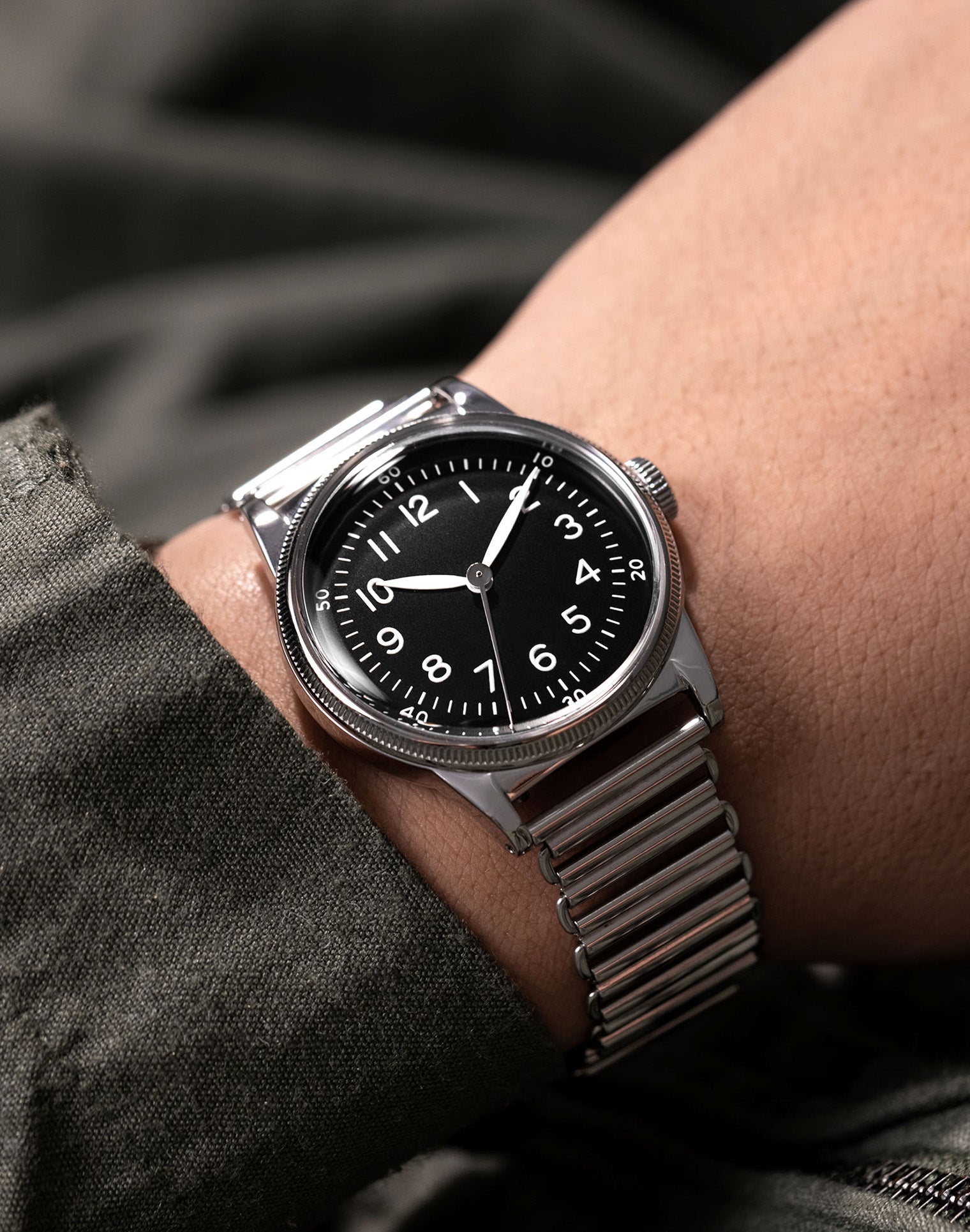 A-11 Type 44 White - WWII Military Watch | Praesidus