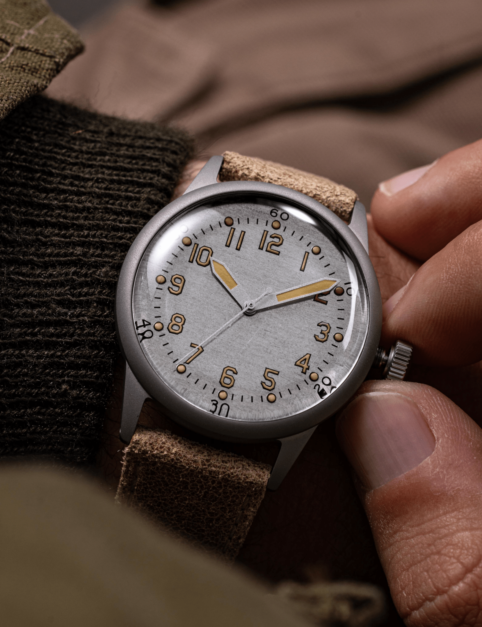 C - 47 D - DAY - Aluminum Patina - Praesidus