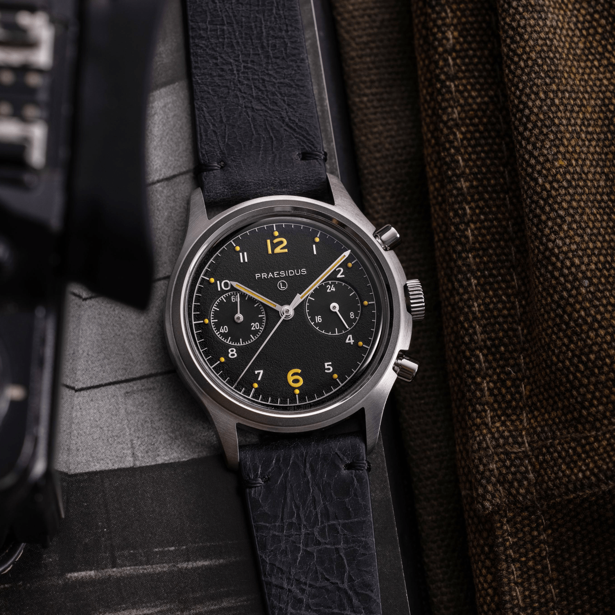 PAC - 76 Black Leather - Praesidus