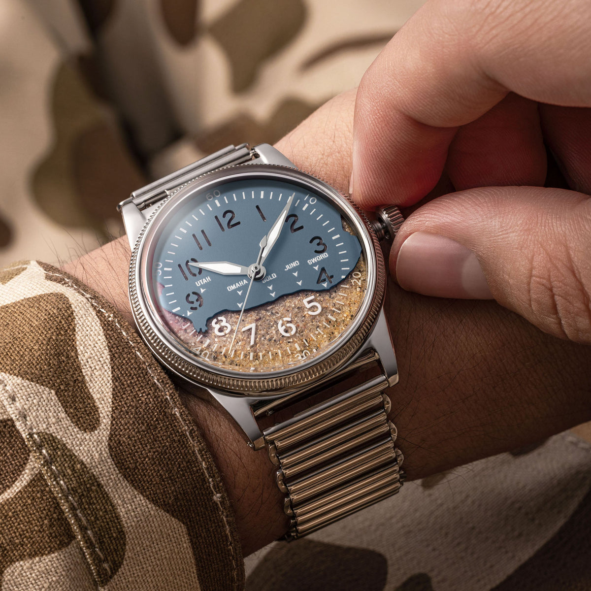 Praesidus A-11 UB Higgins Blue watch worn on wrist with Bonklip bracelet